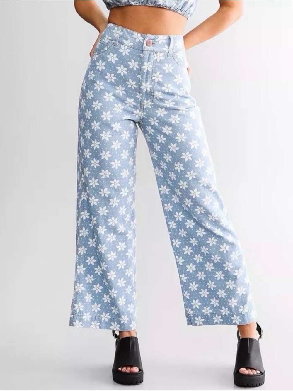 Wrangler Billabong Blue Floral Print Women’s Jeans - Picture 4 of 5